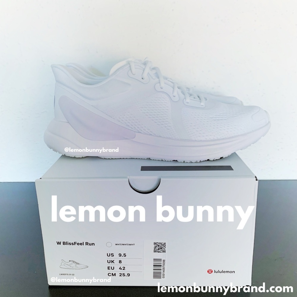 lululemon Blissfeel Women's Running Shoe in Triple White Size 9.5 Brand New NWT